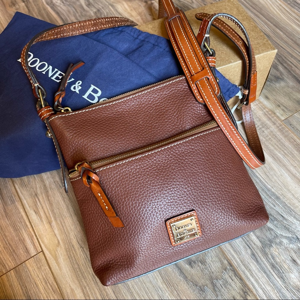 Dooney & and Bourke Pebble Grain Letter Carrier